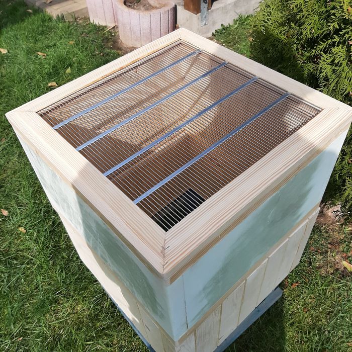 Ul Ule korpus 10 r. Wielkopolski sryrodurowy Wyłożony drewnem REFUNDAC