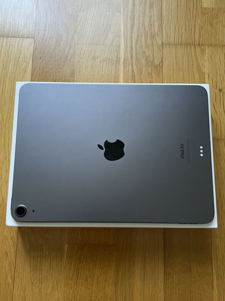 Ipad Air 5 generation 2022 64gb