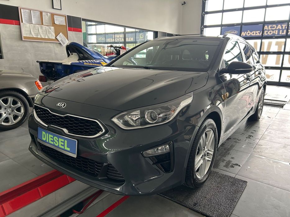 Kia Ceed 1.6tdi 115km / Xenon / Navi / Kamera