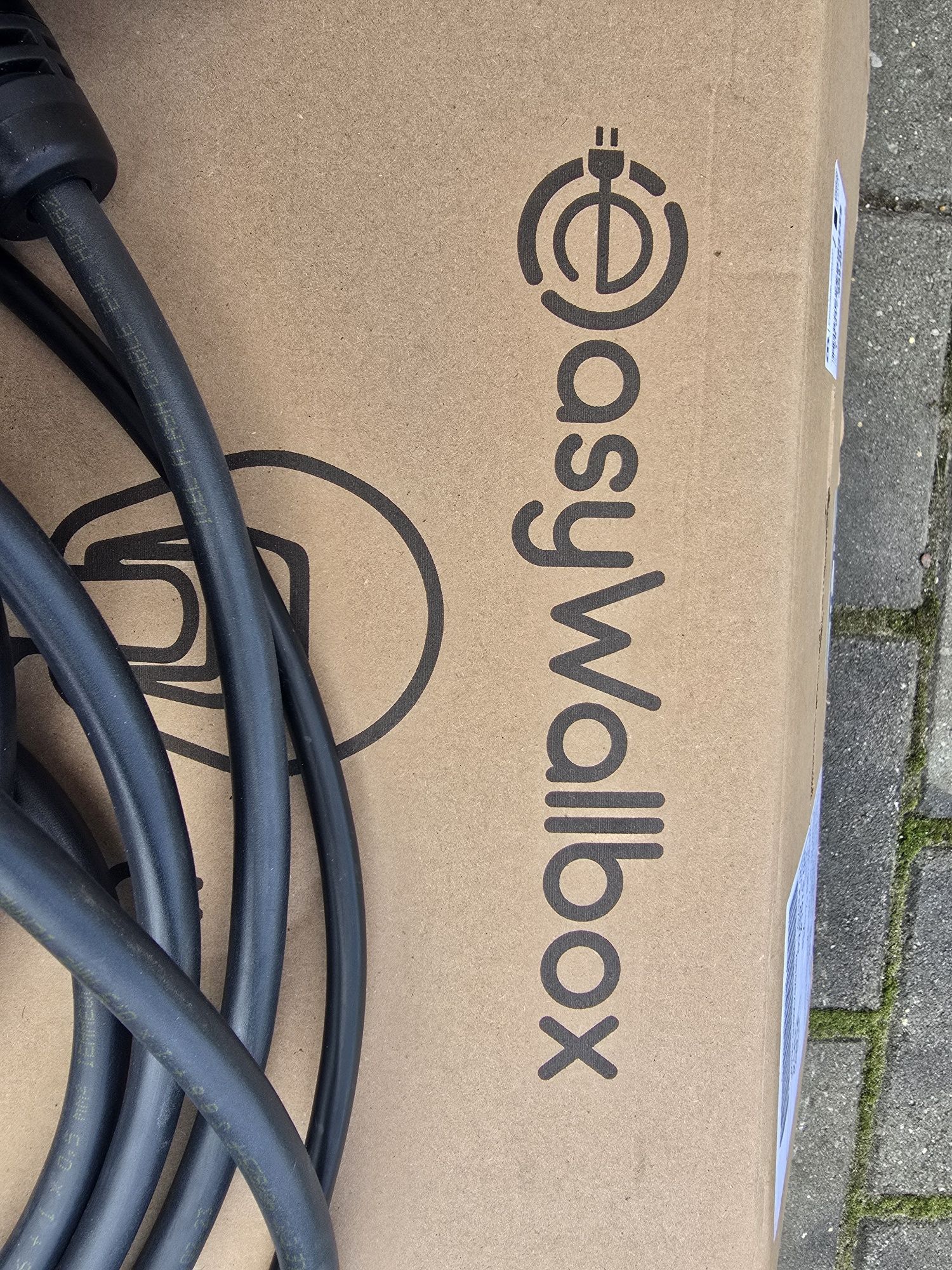 Wallbox typ 2 stacja nowa Free2move 1 faza 7 kw