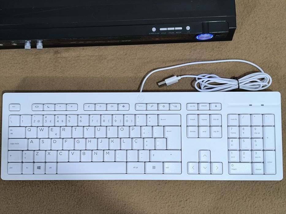 Teclado com fios HP 125