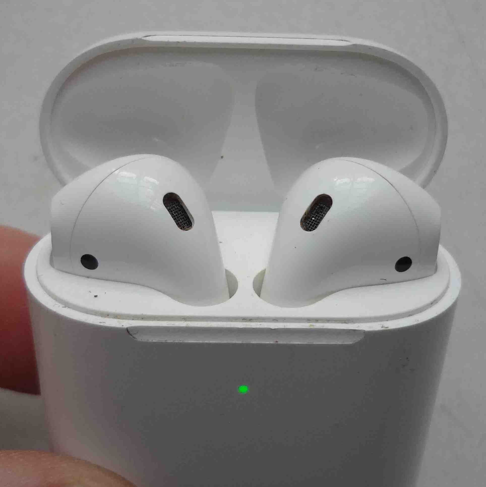 Наушники Apple AirPods 2