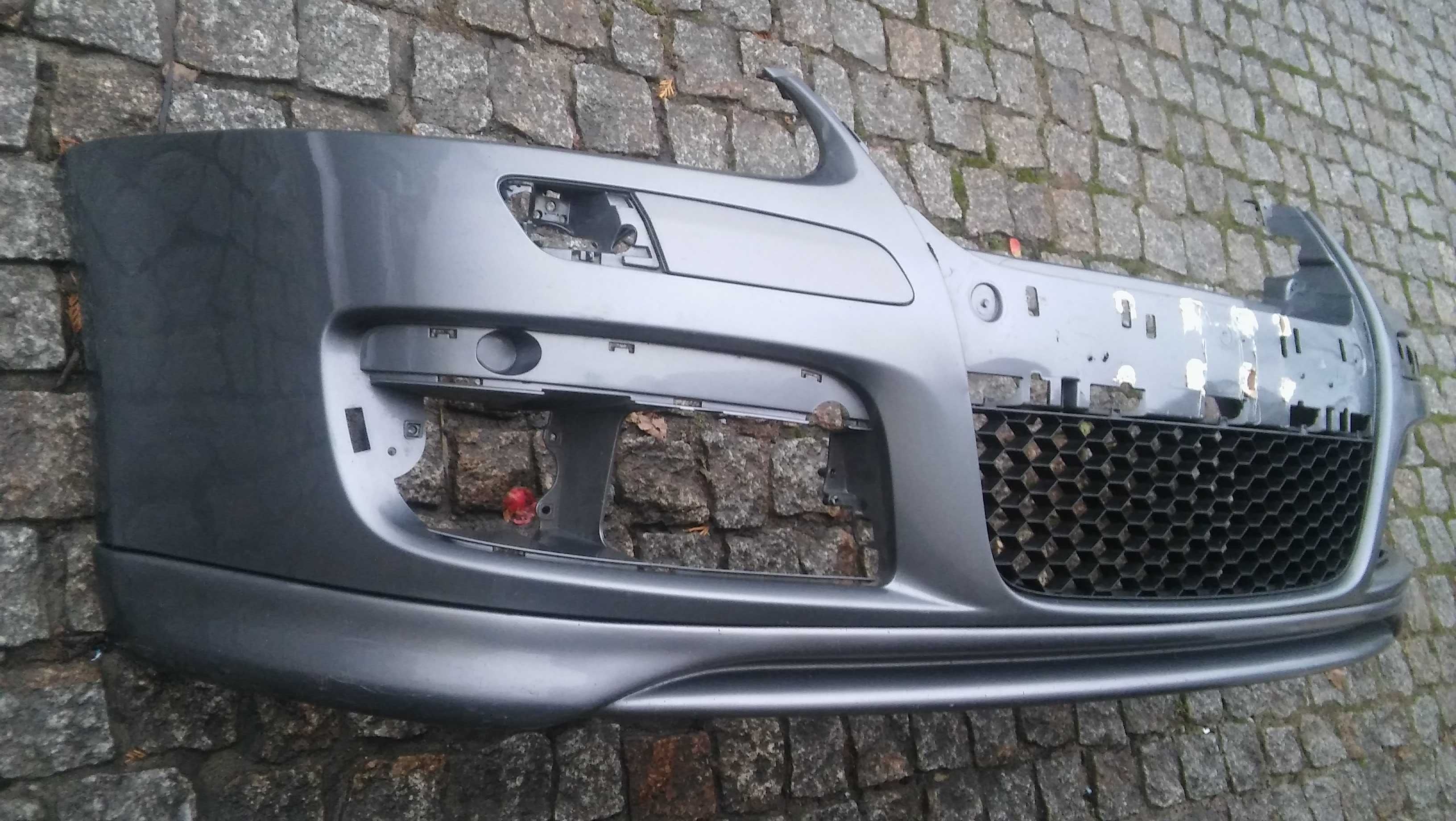 VW Golf 5,V,1K0,od 03r,GTI,zderzak przód,hokej,kratka środe,SZARY=LA7T