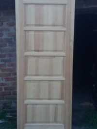 Продам деревянные двери с коробкой