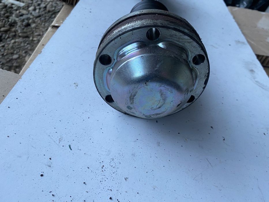 dg913b437kg Ford Mondeo mk5 2.0 tdci полуось передняя левая