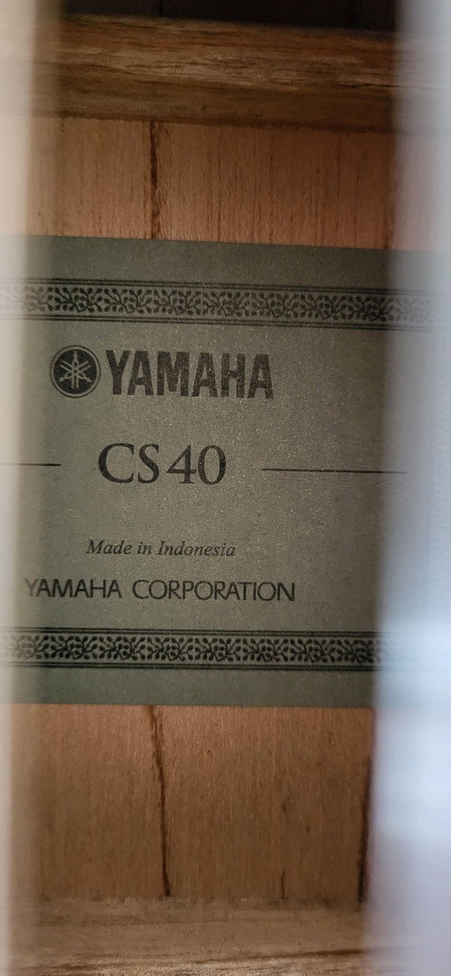 Yamaha CS40 класична гітара