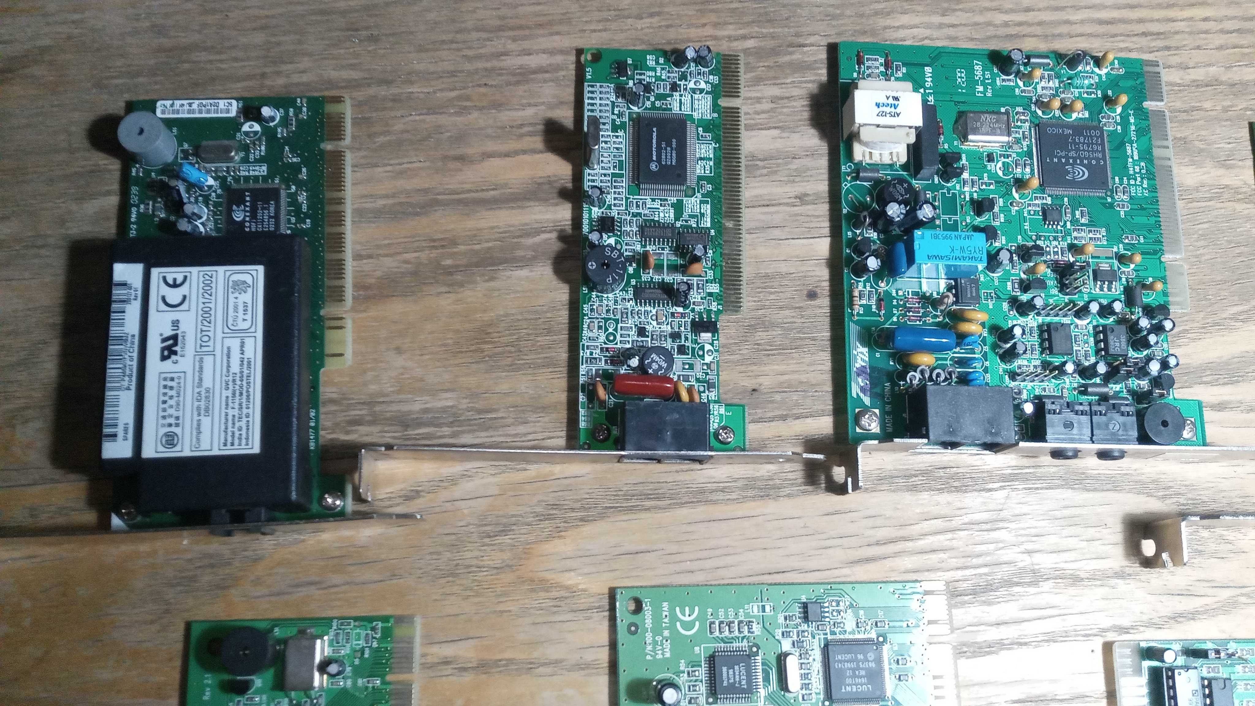 Modemy telefoniczne/fax/  PCI  ISA   7szt