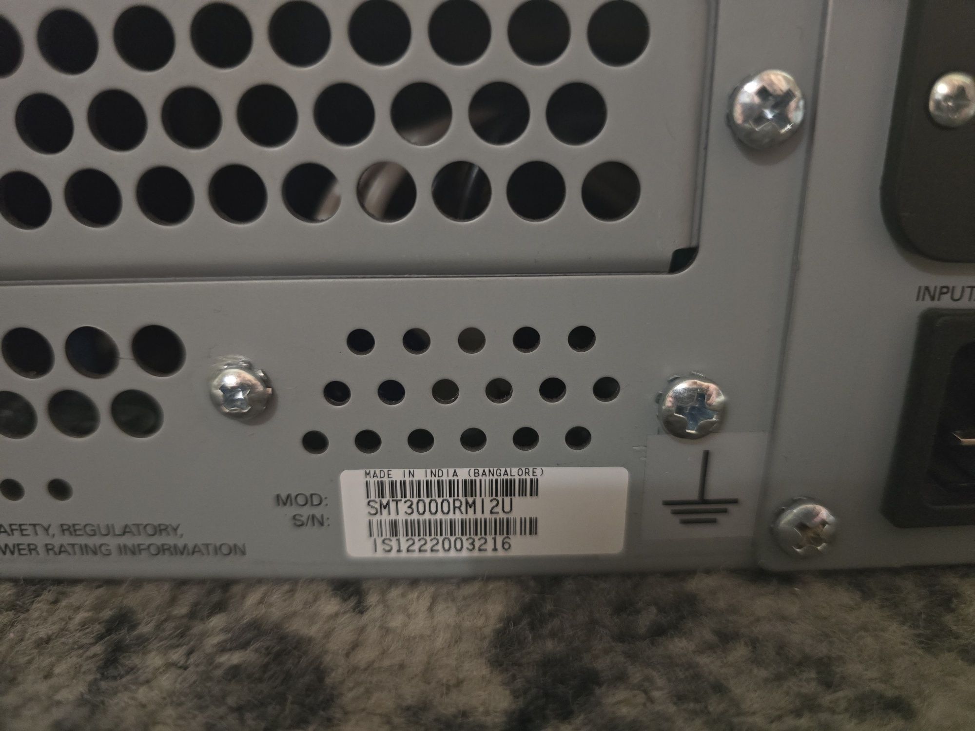 ИБП APC SMT3000RMI2U 3000 ВА/2700 Вт + SNMP