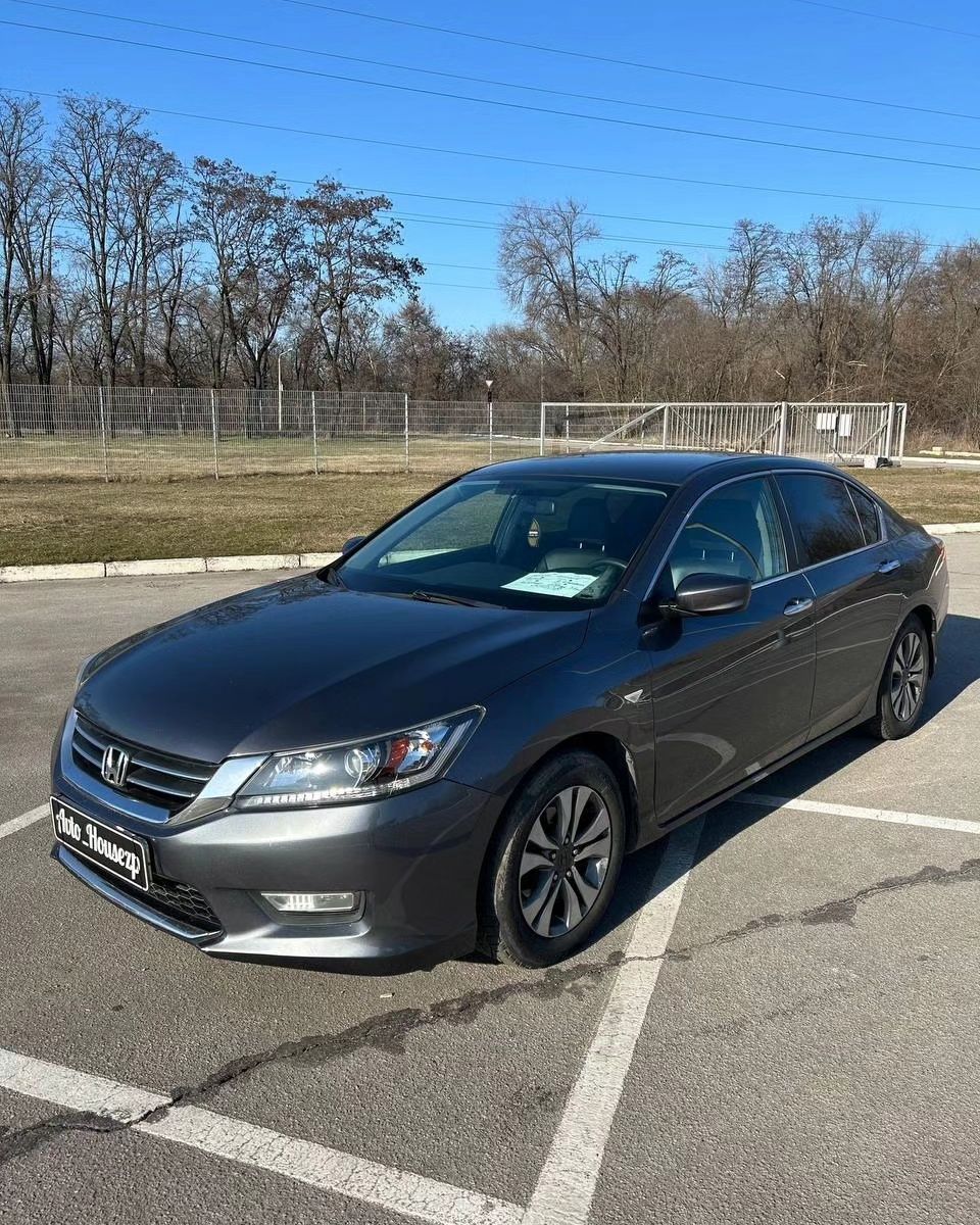 Продам Honda Accord