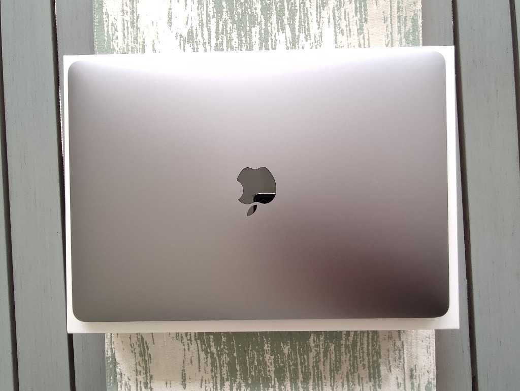 MacBook Pro 13 i5 128gb Retina 2018 stan idealny