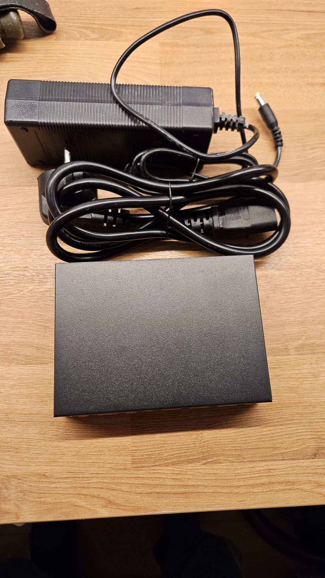 Switch PoE ULTIPOWER 0064afat 6xFE(4xPoE), 802.3af/at 65 W
