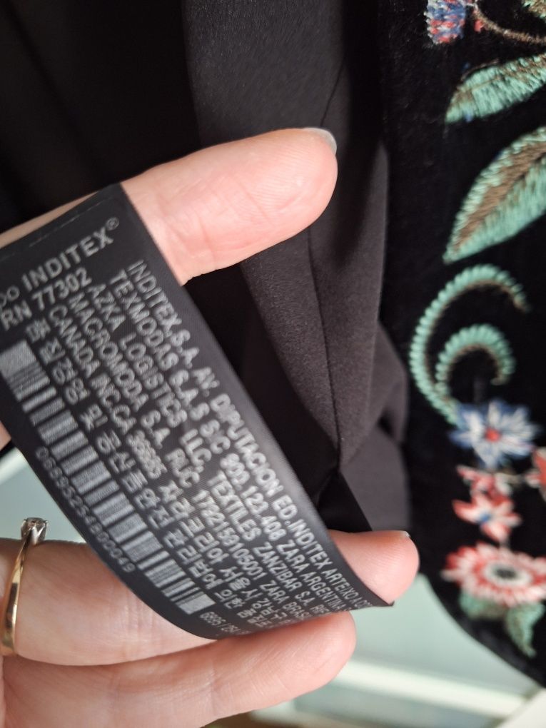 Aksamitna marynarka żakiet Zara premium L 40 hafty Velvet