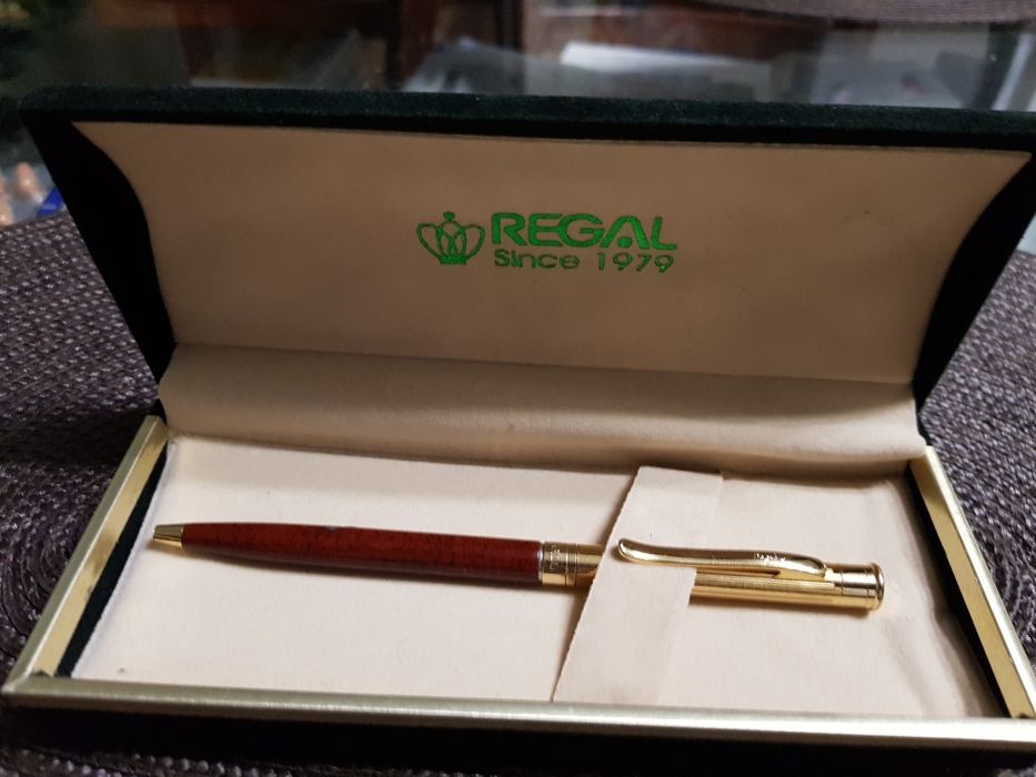 Ручка кулькова Regal