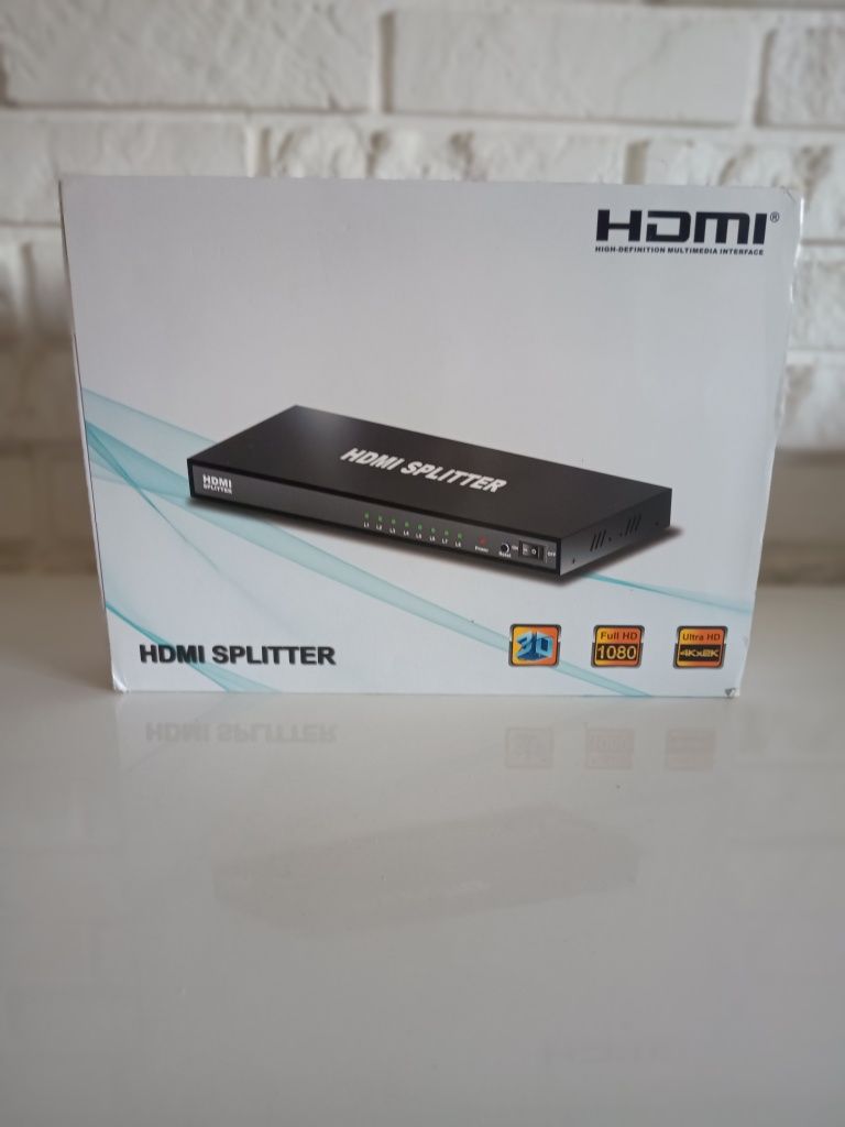 HDMI spliter 1x8