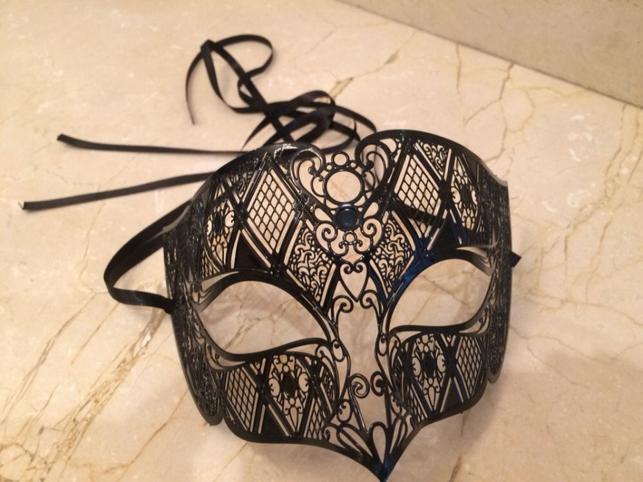 Máscaras venezianas feitas à mão em Veneza