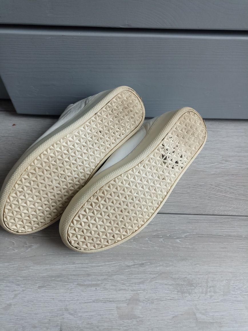Buty sportowe trampki Gino Rossi białe 36