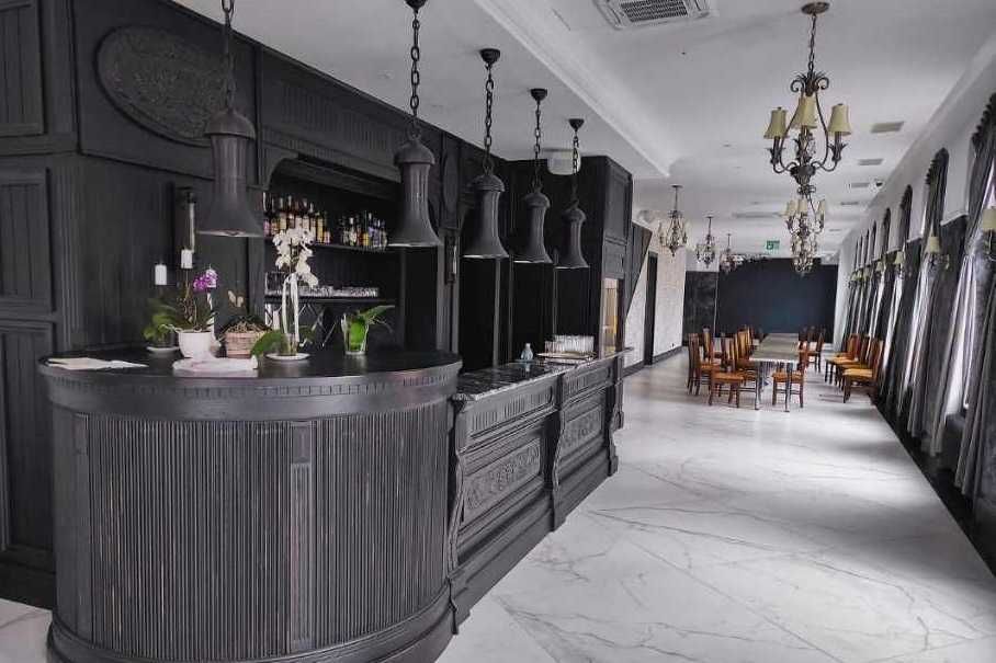 Meble z drewna i płyty wiórowej na wymiar