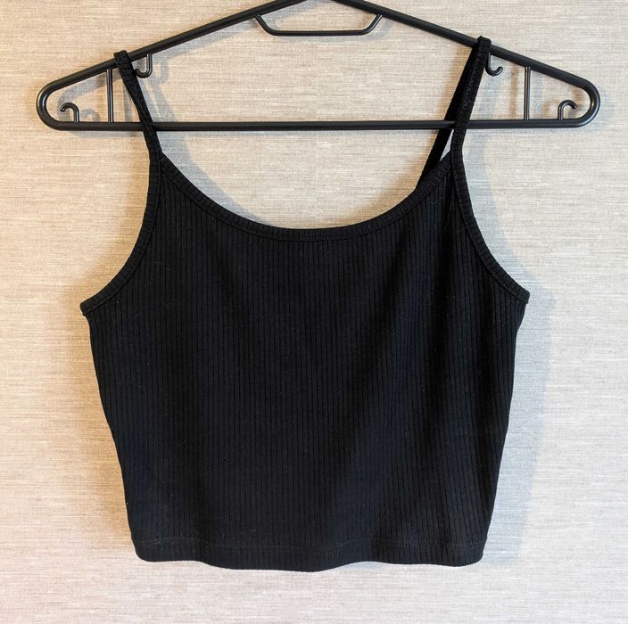 Чорний топ з тонкими лямками, розмір S, FB Sisters