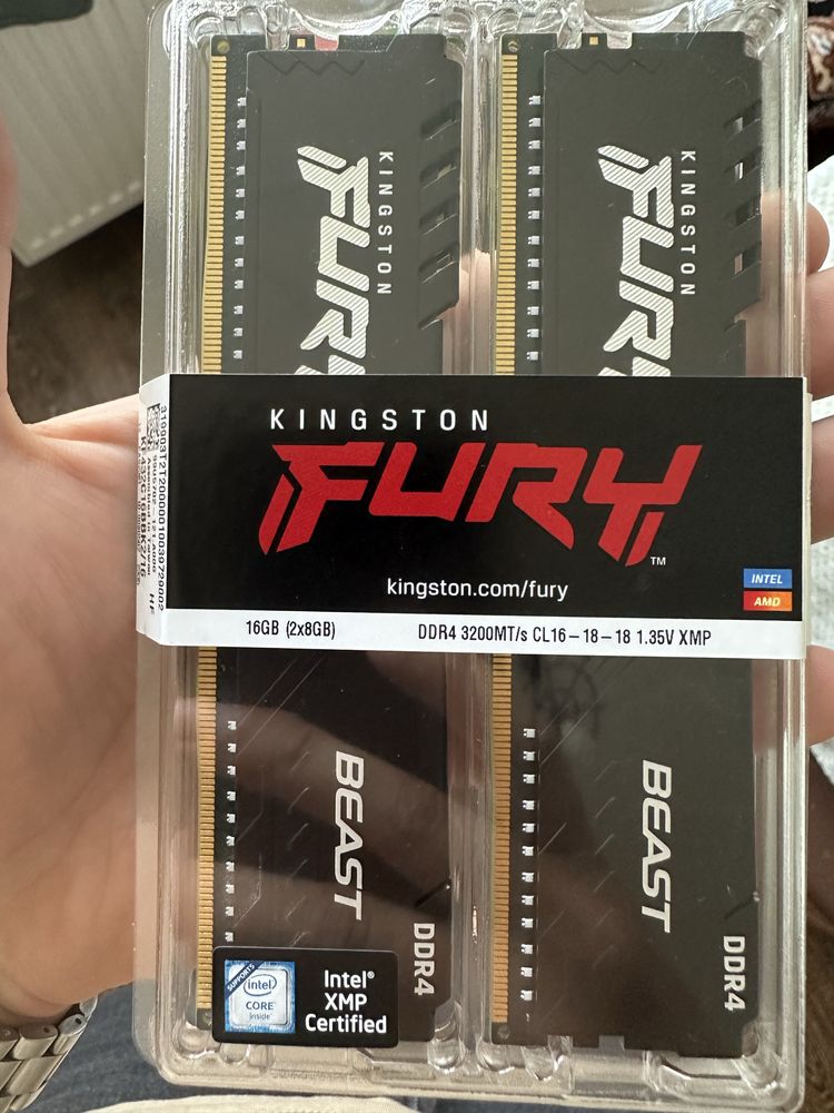 Оперативная память DDR4 2*8GB 3200 MT/s