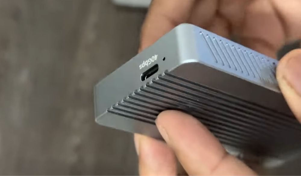 Карман Acasis TBU405Pro M1 40Gbps M.2 NVMe Thunderbolt