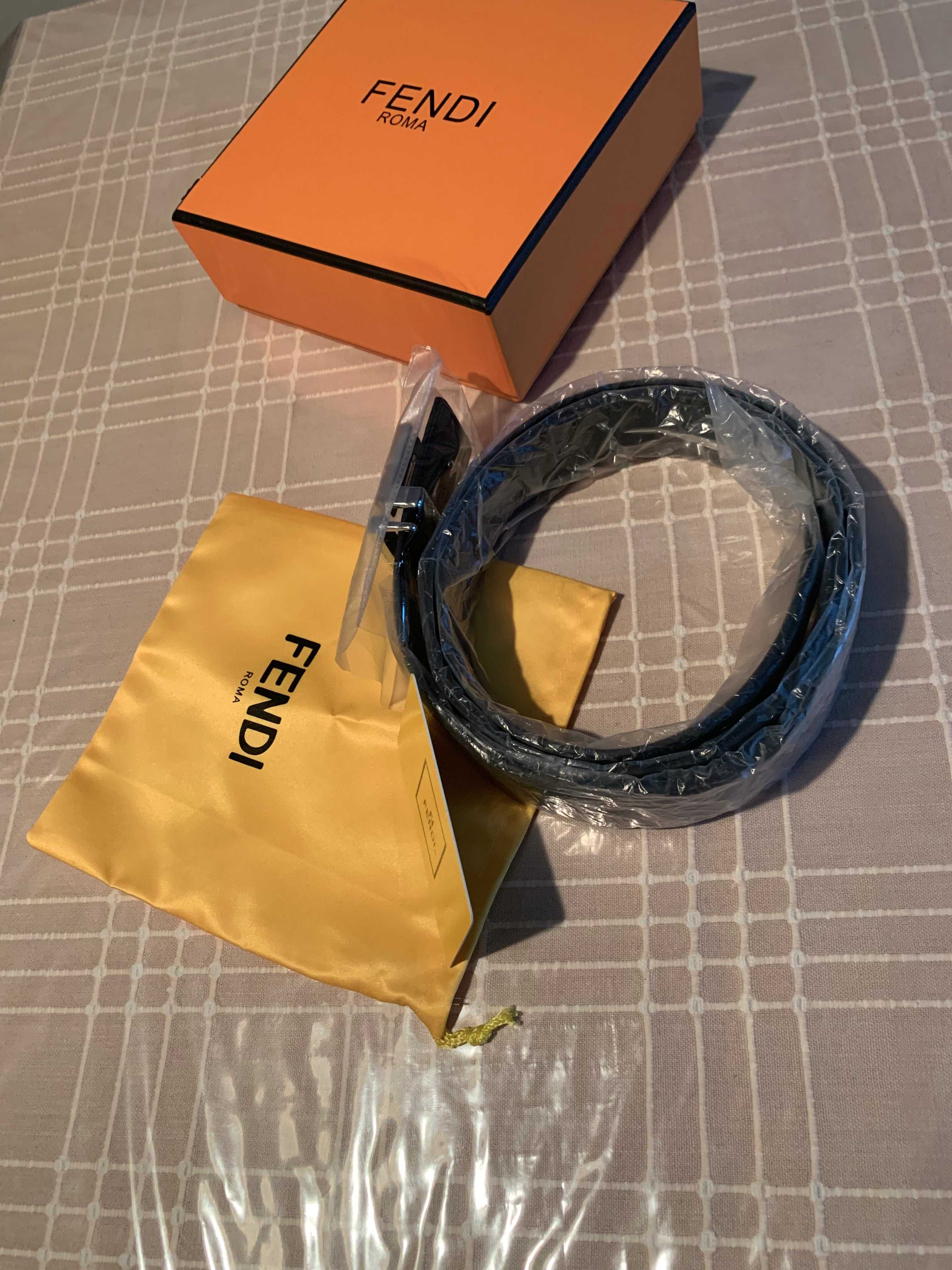 cinto unisexo FENDI