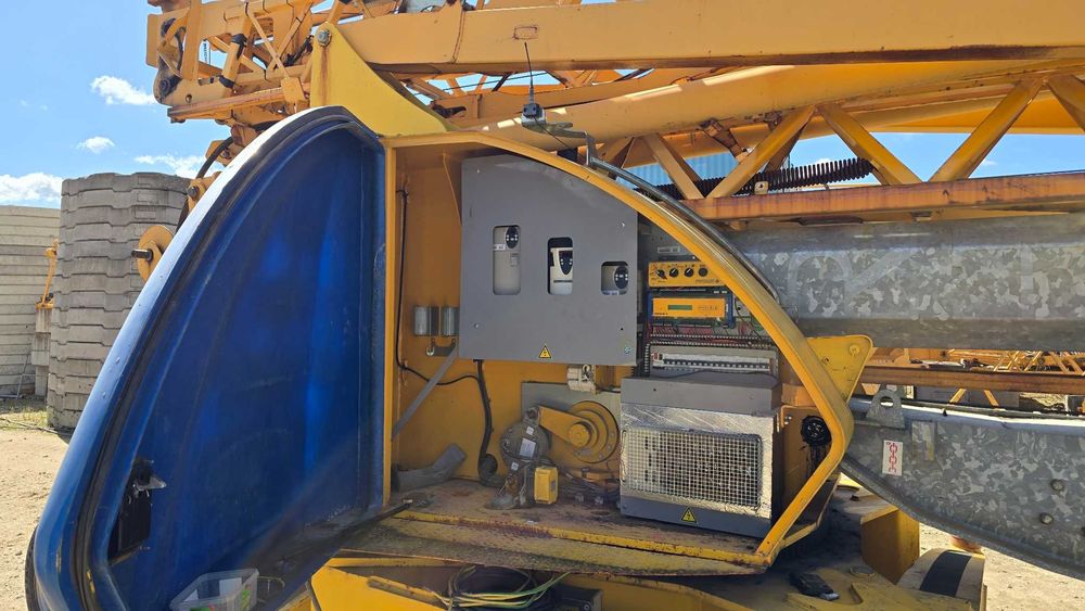 Żuraw szybkomontujący, dźwig budowalny Potain IGO 50 2011