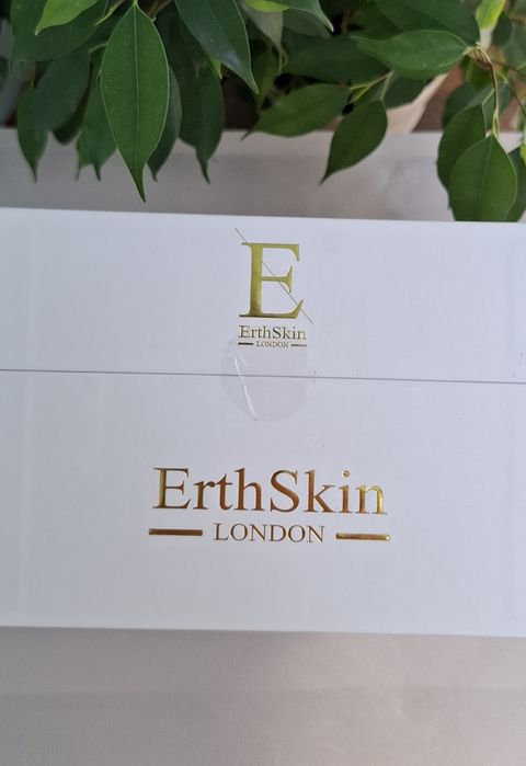 LED маска  для обличчя ErthSkin London 3 в 1 – омолодження, проти акне