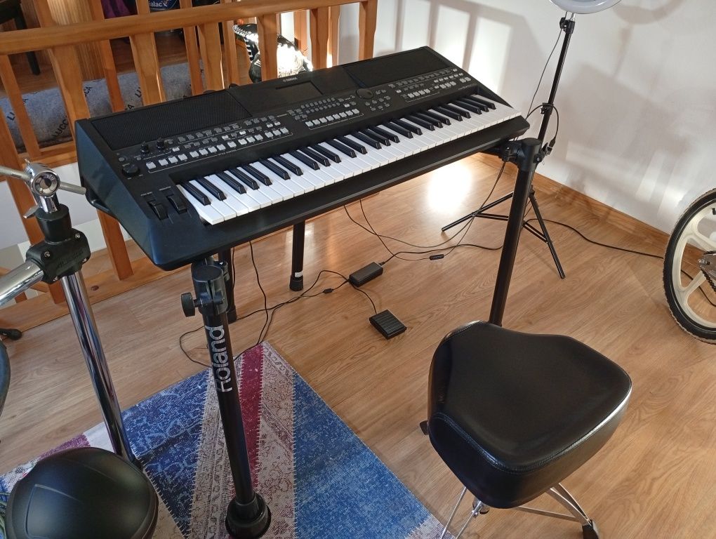 Suporte de bateria/teclado Roland MDS-4