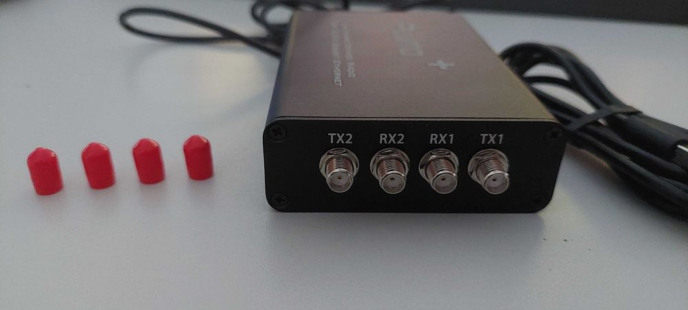 Transceptor de rádio PLUTO+SDR