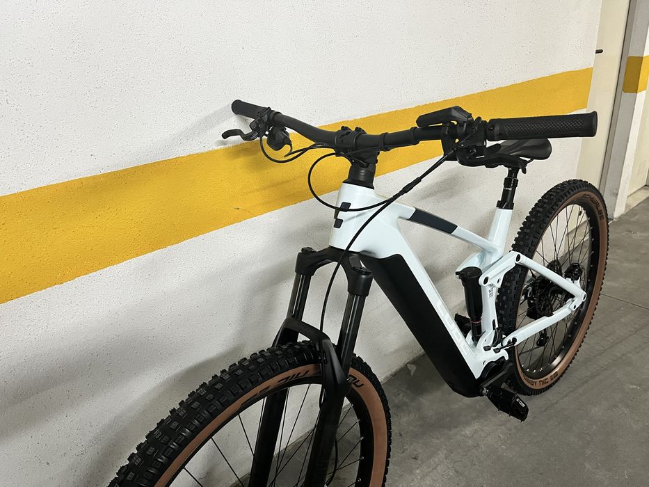 Bicicleta Elétrica NOVA – CUBE Stereo Hybrid 140 HPC Pro 750