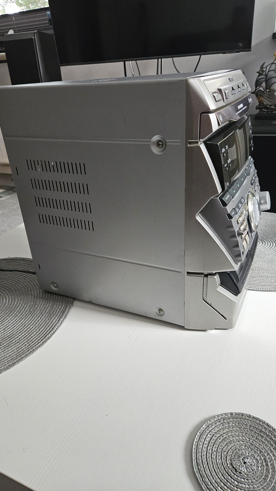 Wieza Sony RXD8S