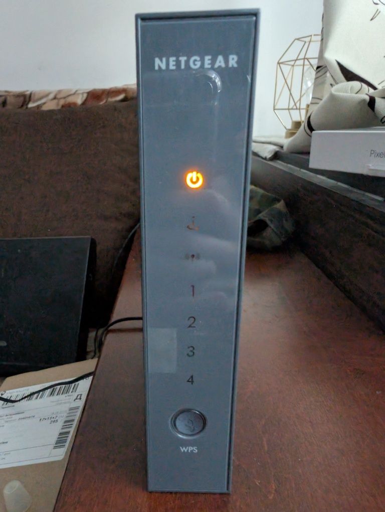 Роутер Netgear WNR2000 v2