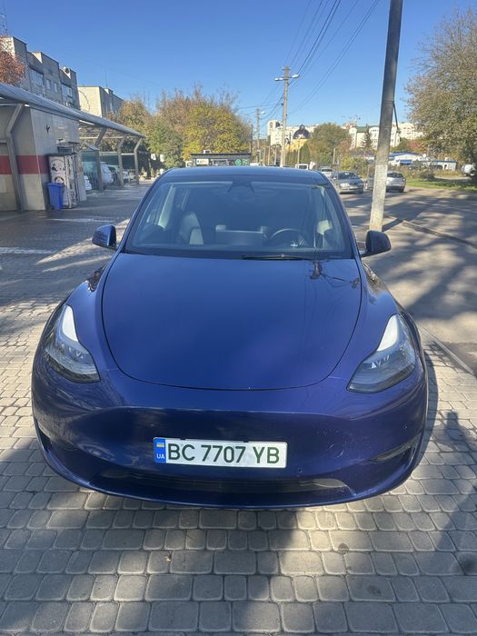 Tesla Y Performance