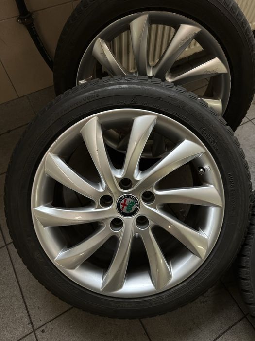 Felgi koła alufelgi 225/45 rozmiar 17 alfa romeo giulietta OE