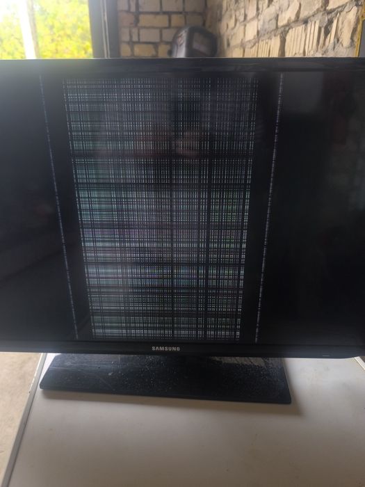 Телевізор Samsung Ue32EH5300 по запчастинах
