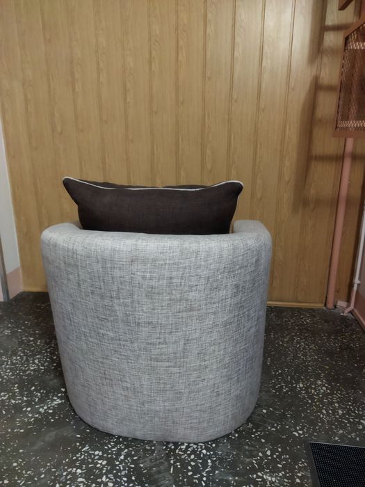 Fotel z ekspozycji sklepowej