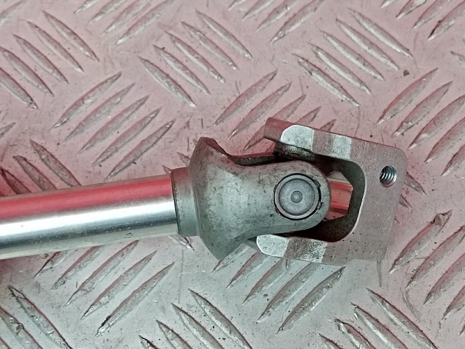 Рульовий кардан BMW X5 G05 хрестовина Рулевой кардан БМВ Г05 Розборка