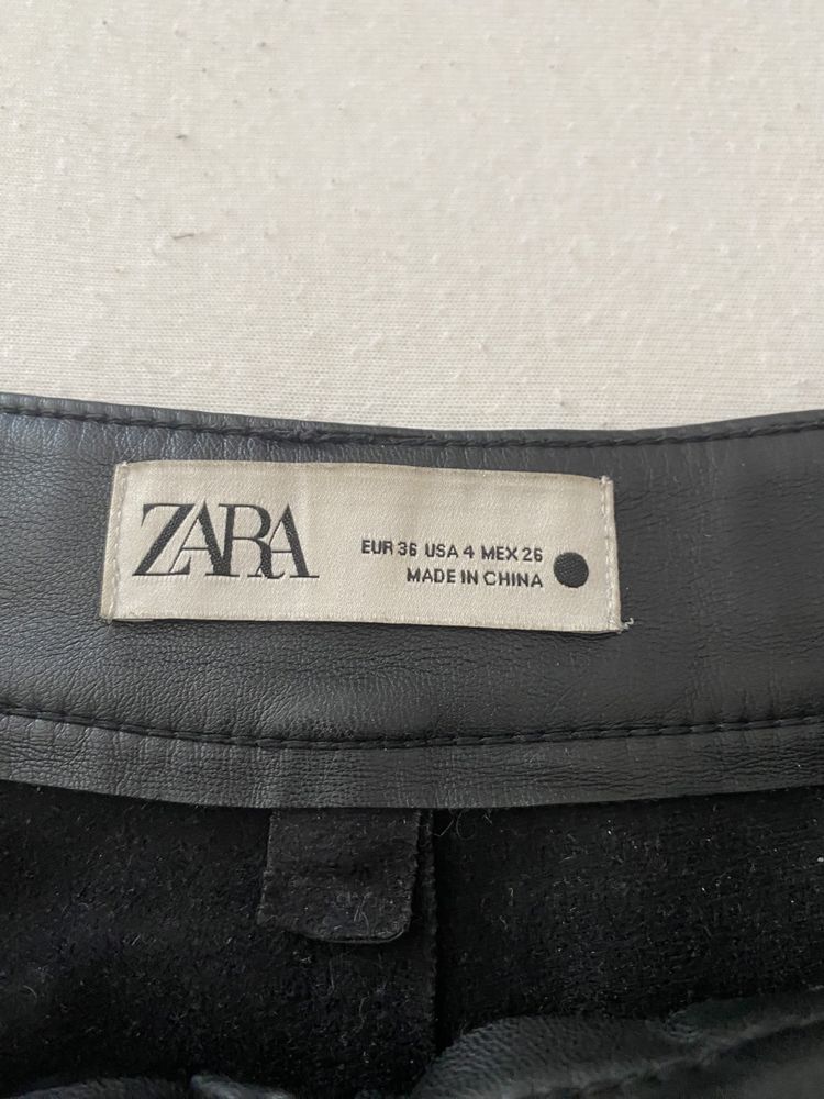 Spodnie skórzane Zara wide leg modne viral