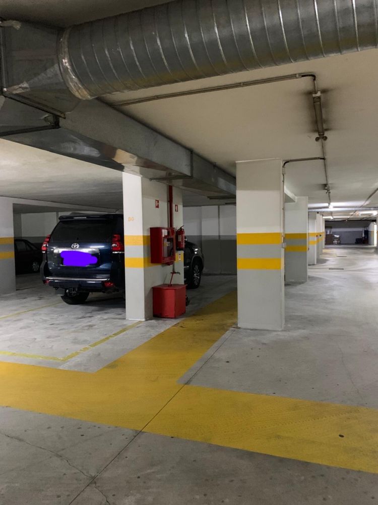 2 lugares de garagem  com 27 m2