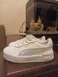 Оригінал PUMA кросівки для дівчинки, 23 розмір, устілка 15.5 см