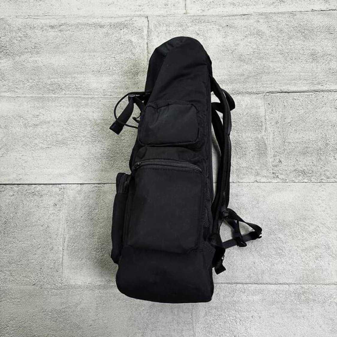 Чорний рюкзак zara