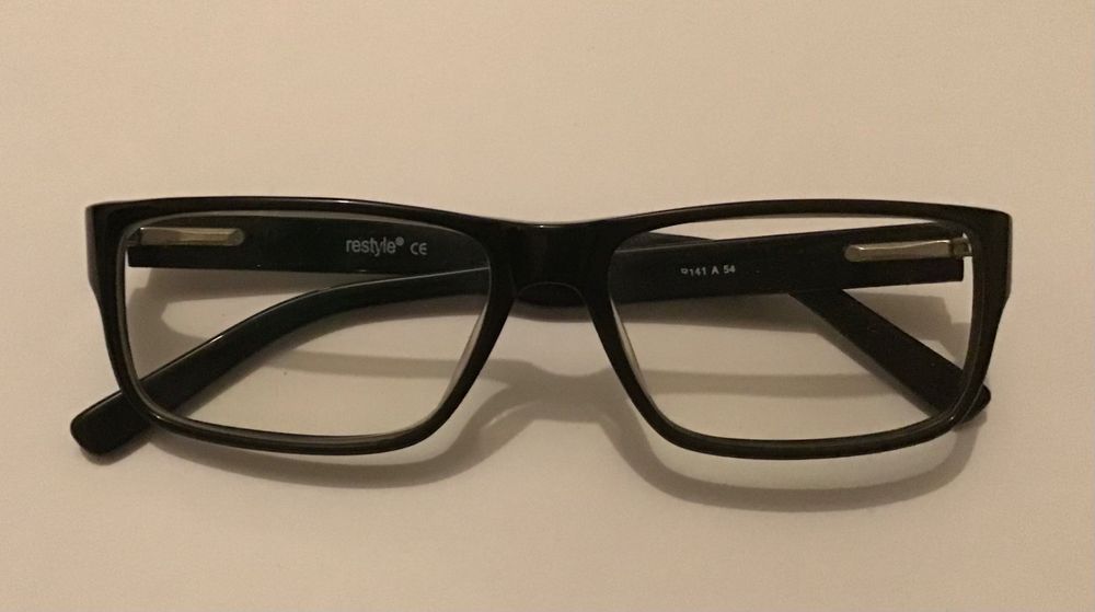 Armação de óculos Restyle