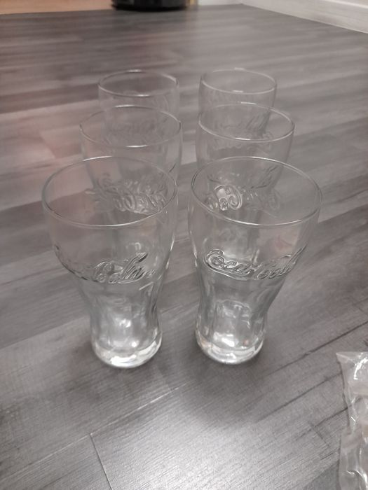 Szklanki CocaCola 0,30