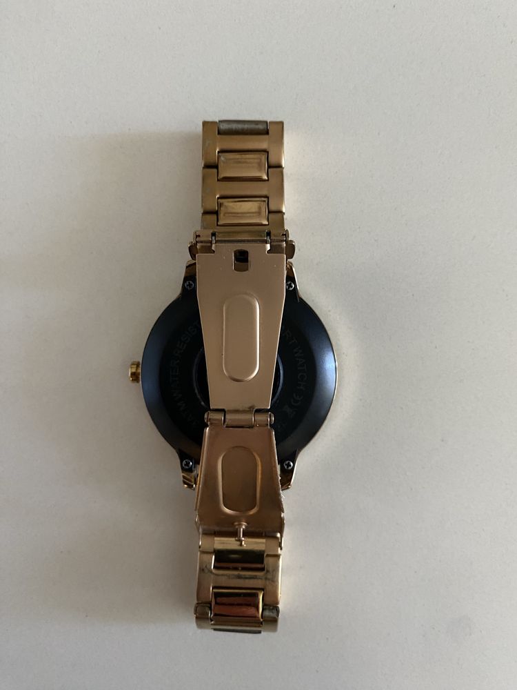 One Smartwatch