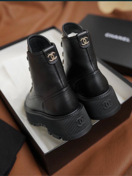 Ботинки Chanel, сапожки, берци