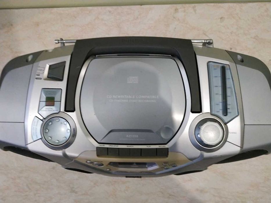Магнитофон Philips AZ1550/14