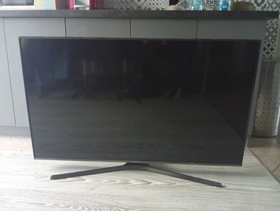 TV Samsung Smart Led 48" UE48J5670SU