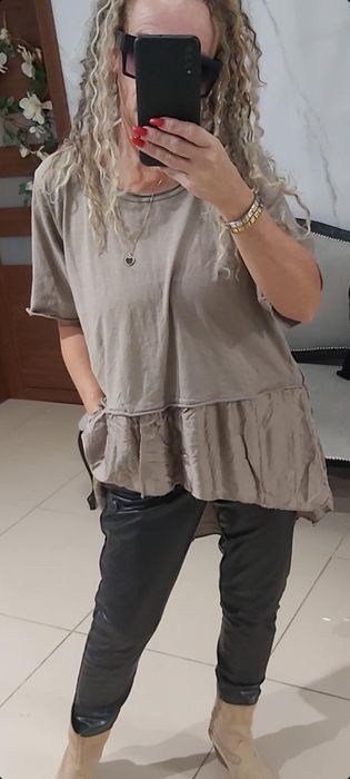 Piękna bluzeczka w kolorze fango