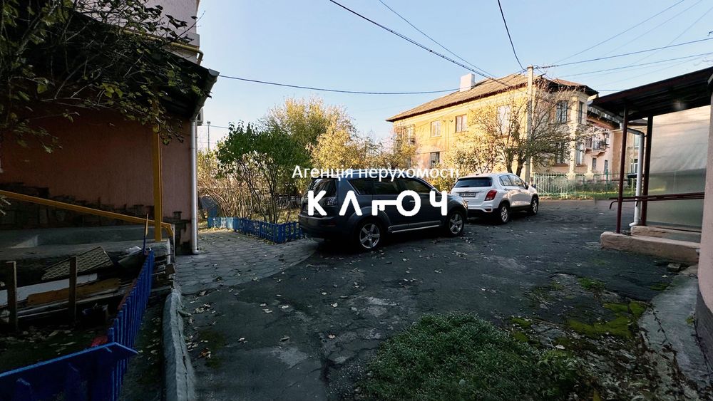 Продаж 2к квартири в ЦЕНТРІ! Меблі та техніка!