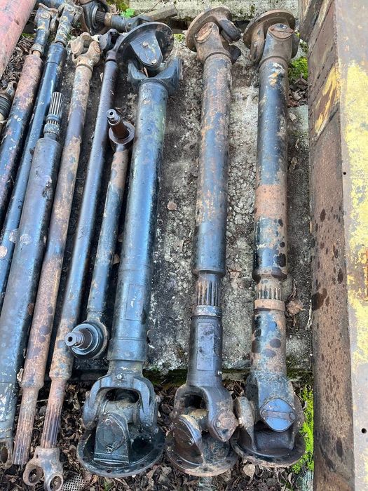 Кардани на Урал передній, проміжний